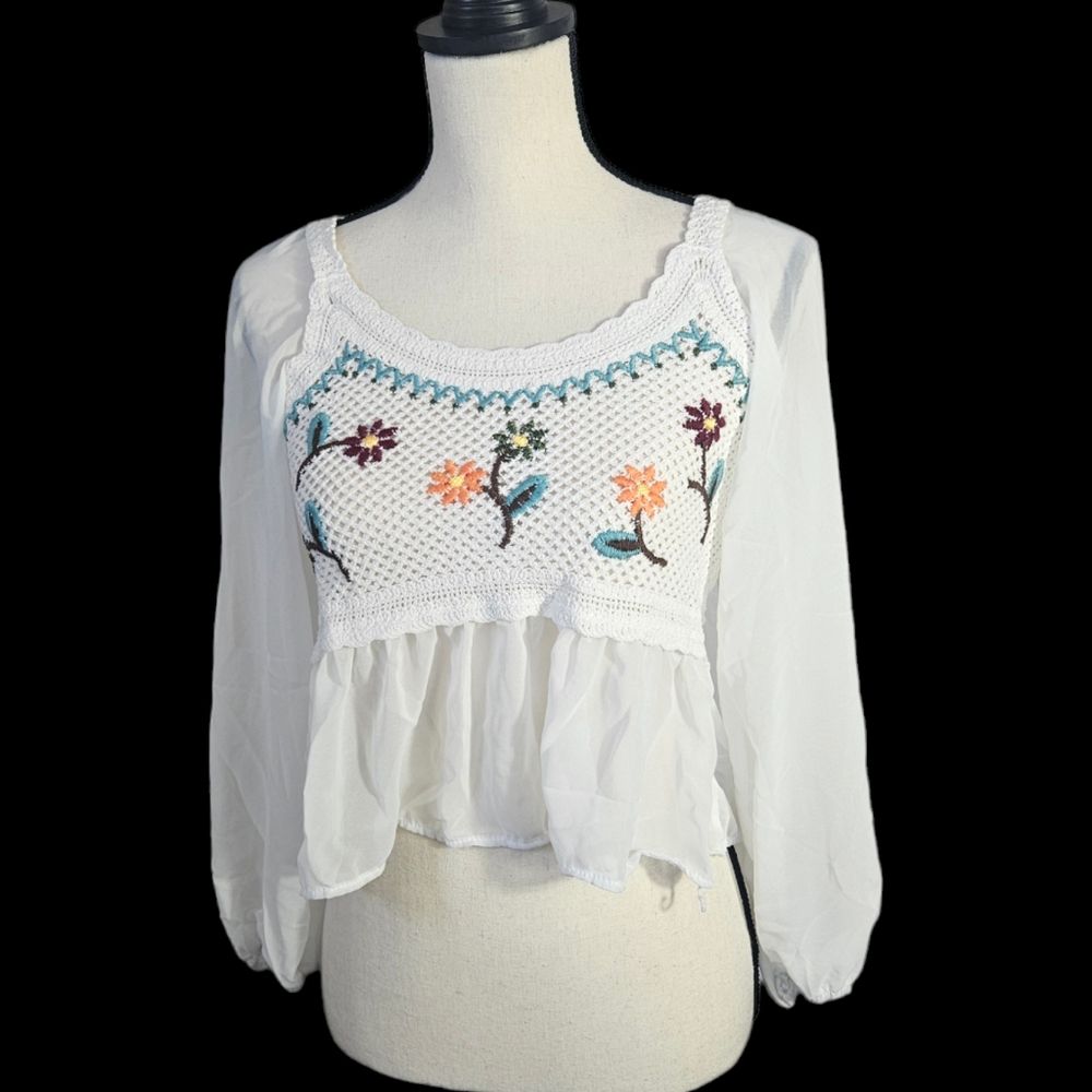 Embroidered Top - Picture 3 of 6